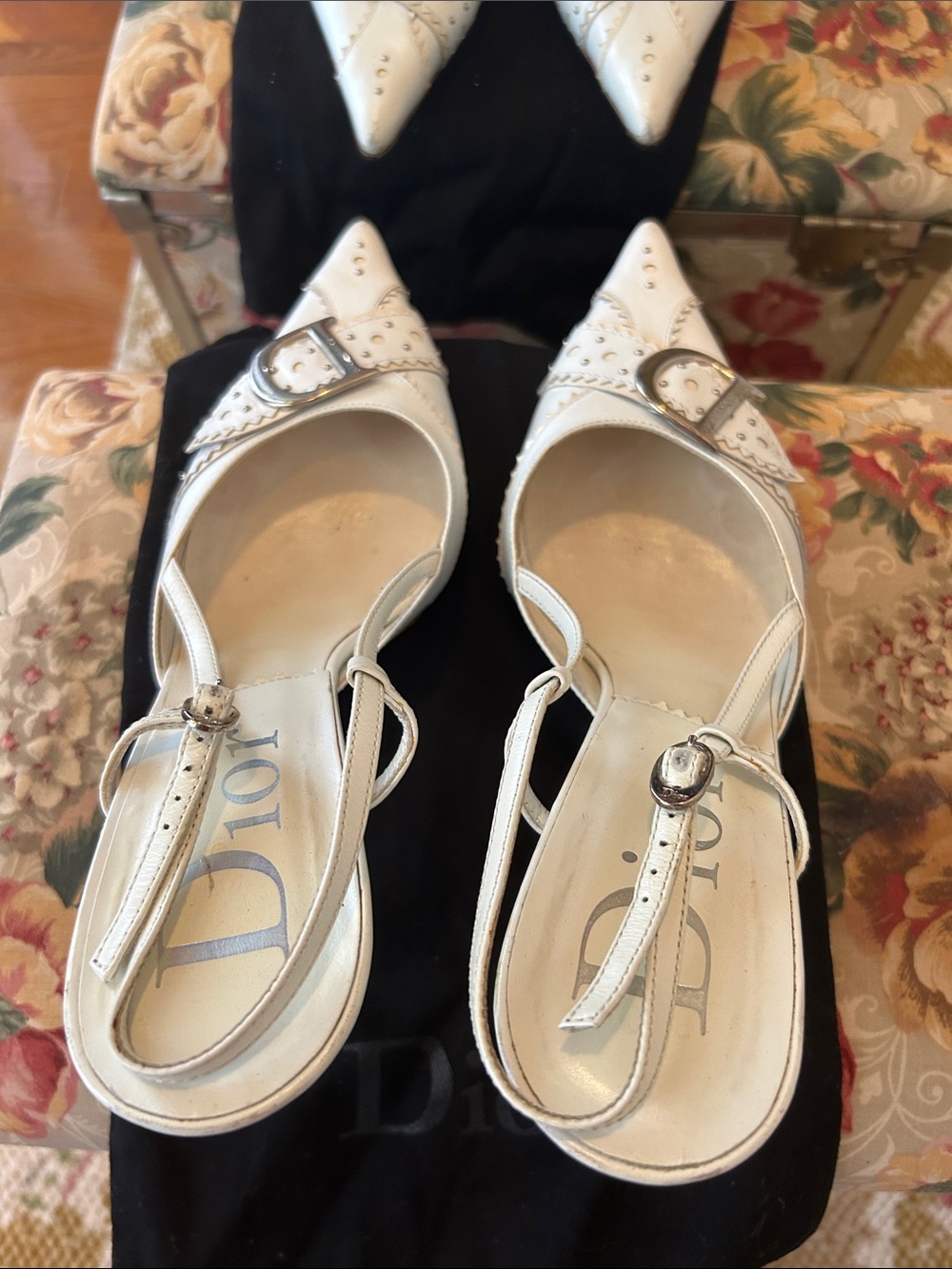 Dior White Pointed-Toe Studded Slingback Heels vintage - Picture 2 of 9